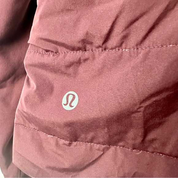 Lululemon Down For It All Running Winter Jacket - Cassis - Size 4 #206 - Picture 4 of 7